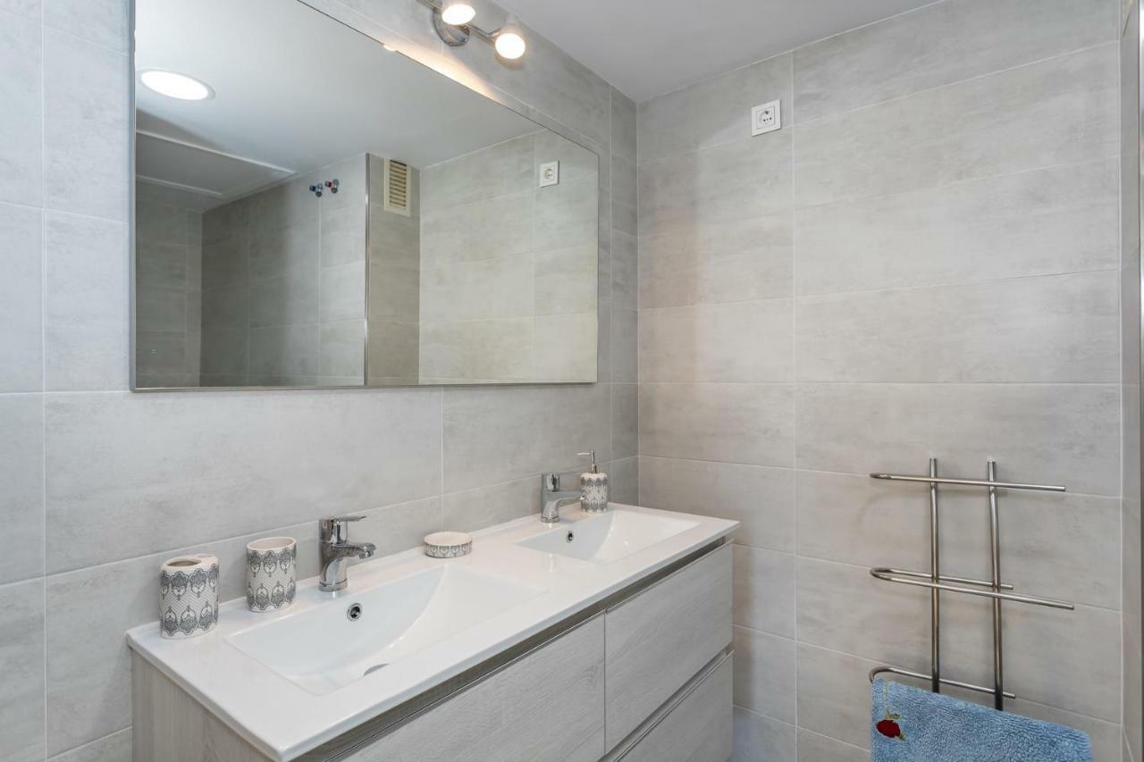 Magnifico Apartamento Con Vistas En Puerto Marina Benalmádena Exterior foto